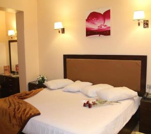 Holidays Express Hotel