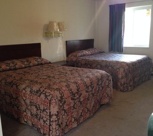 Colonial Village Motel