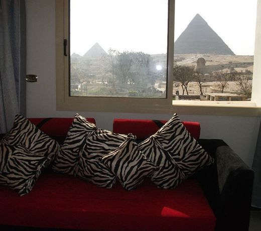 Pyramids View Inn