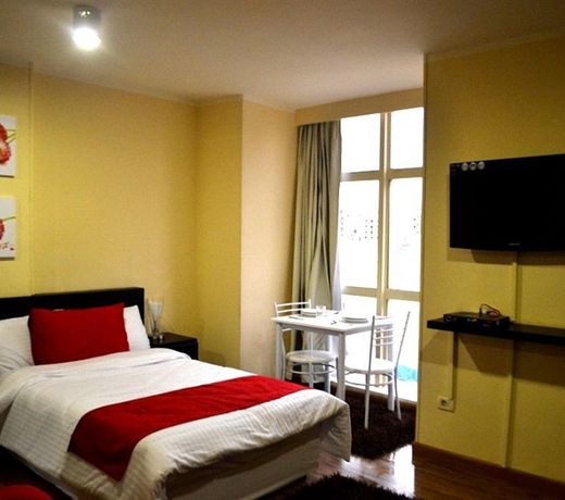 NewCity Aparthotel - Suites & Apartments