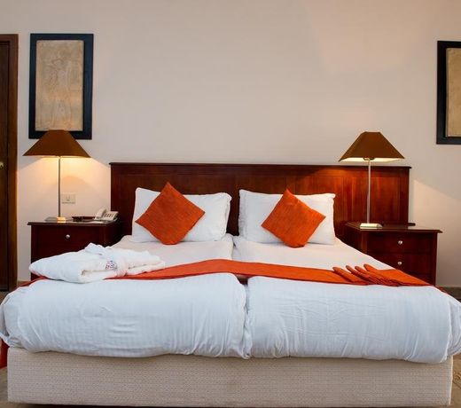 Swiss Inn Plaza Hotel