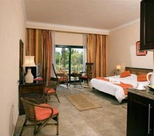 Swiss Inn Plaza Hotel