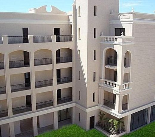 Solymar Ivory Suites