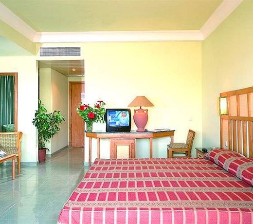 Sea Garden Hotel