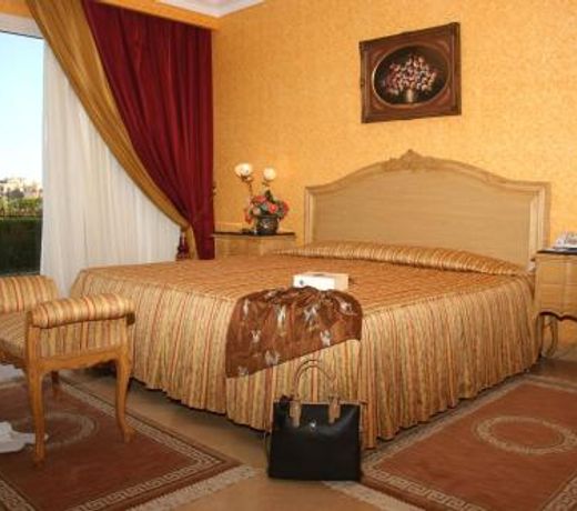 Sea Star Beau Rivage Hotel