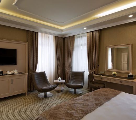 Divan Suites Batumi