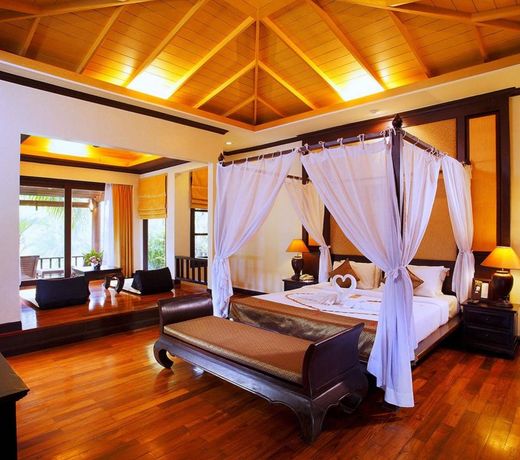 Mukdara Beach Villa & Spa Resort