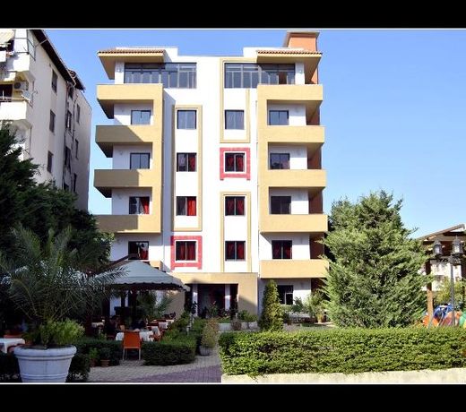 Kadrisa Hotel