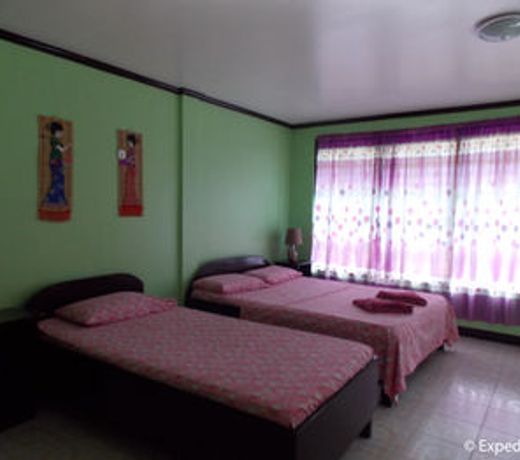 Looc Garden Beach Resort