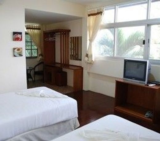 Sand Paisan Resort
