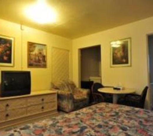 Desert Moon Motel