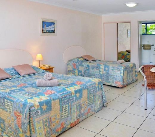 Yamba Twin Pines Motel