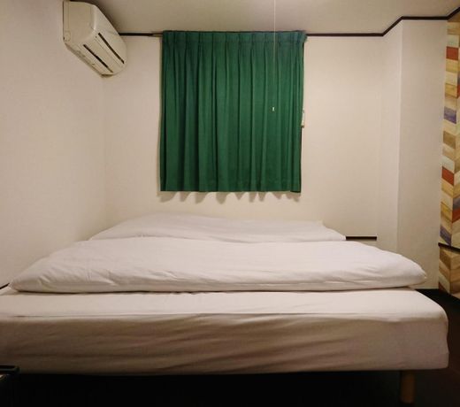 Backpackers Hotel Toyo