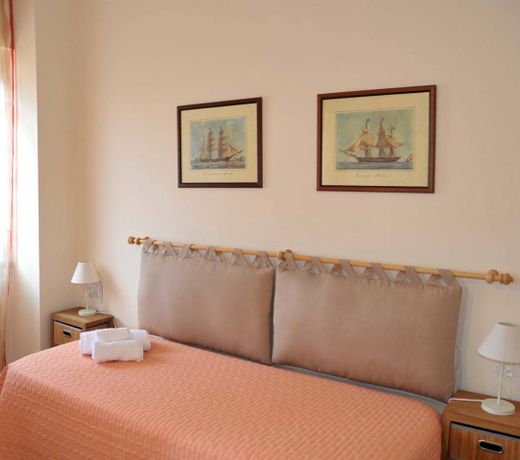 MAZARA CENTRAL ROOM & BREAKFAST