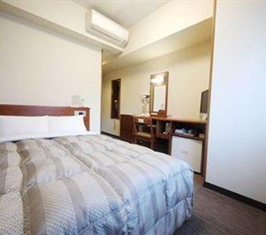 Hotel Route-Inn Tosu Ekimae