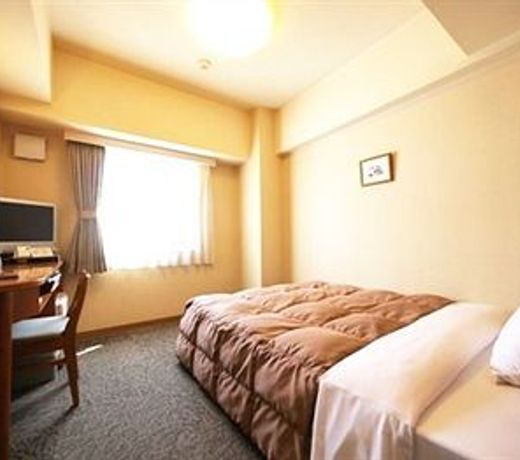Hotel Route-Inn Fukaya Ekimae