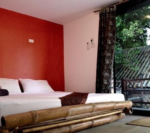 THE BOX - Lipe Resort