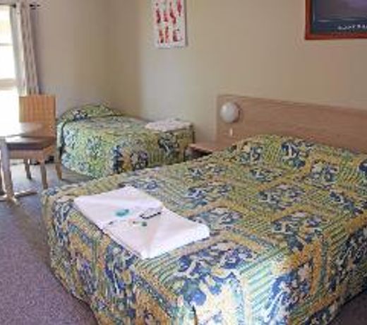 Glades Motor Inn