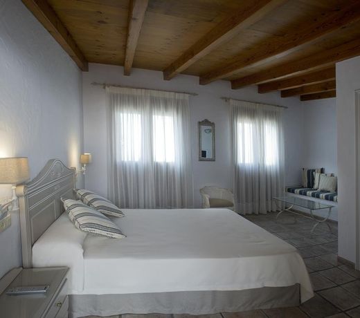 Hotel Almadrabeta