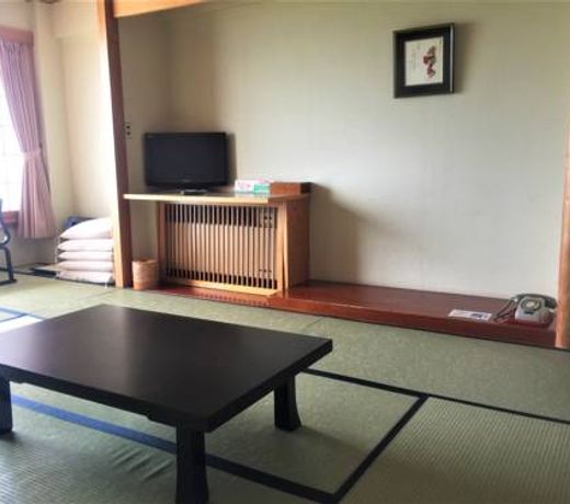Ryotsu Yamaki Hotel