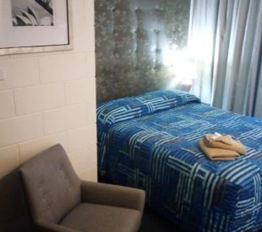 Warren Motor Inn