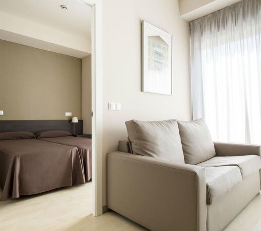 Residencia Universitaria Damia Bonet