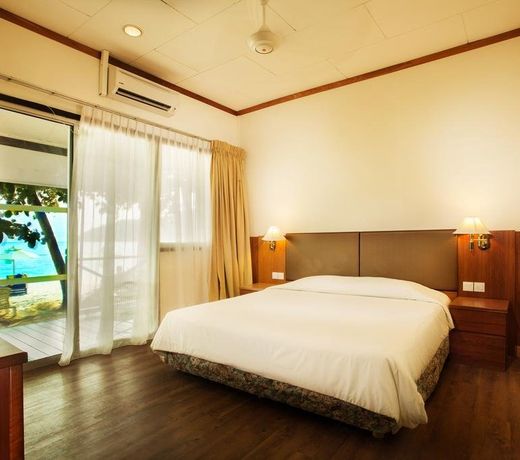 Tuna Bay Island Resort