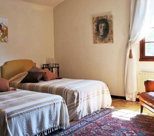 Charming Holiday Home in Tourtour, Provence with Garden