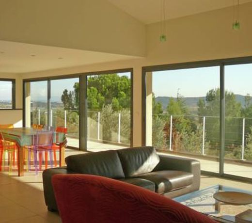 Upbeat villa in Rochefort-du-Gard with private pool