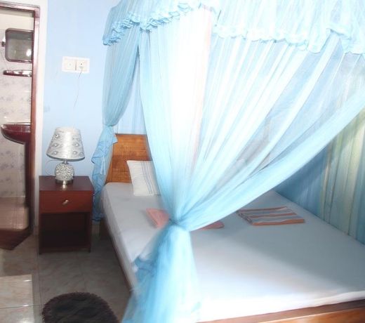 Kadolana Guest House