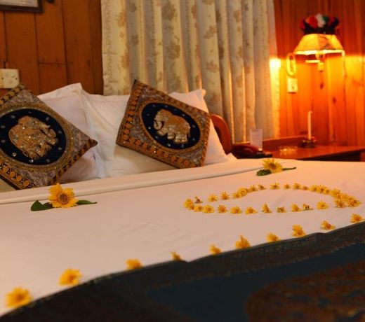 Hill Top Villa Hotel