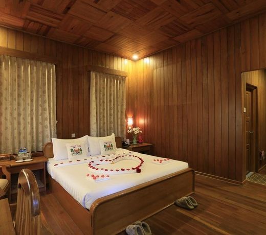 Hill Top Villa Hotel