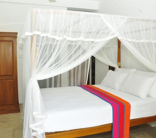 Hanthana House