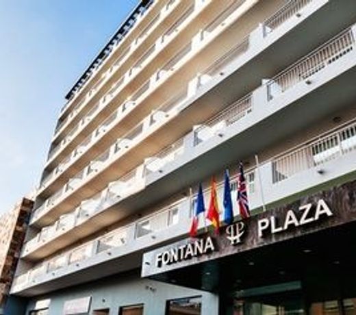 Hotel Fontana Plaza