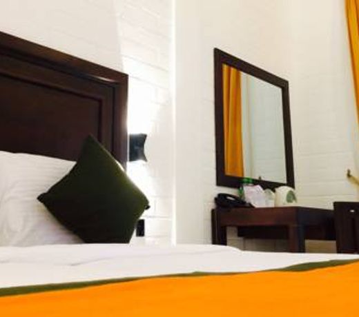 Mahanuge Hotel Polonnaruwa