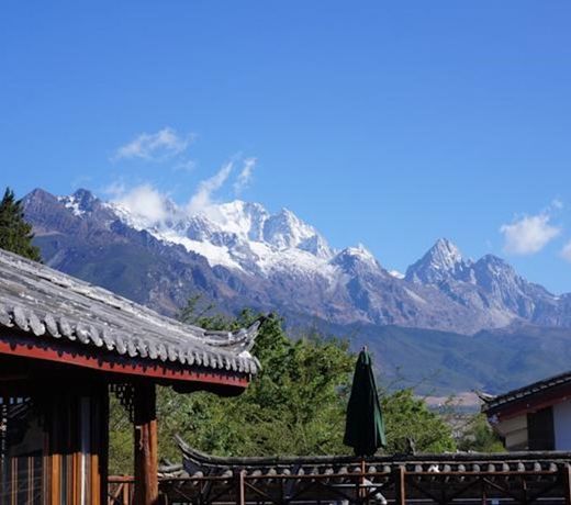 Lijiang Sadhu Inn