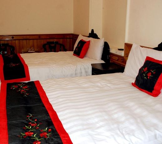 Hue Home Hotel