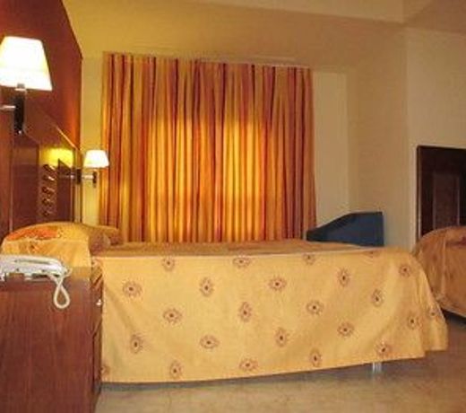 Hotel Perales