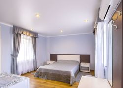 Отель Женофф / Maldini 1899 Boutique Hotel фото 4