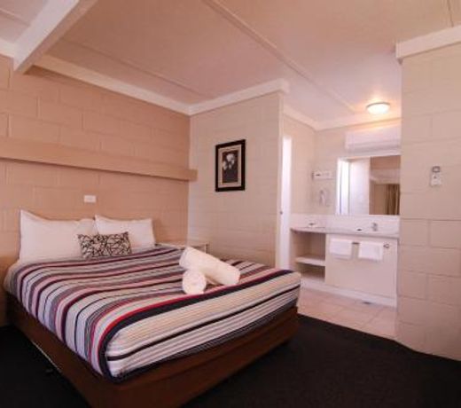 Mayfair Motel