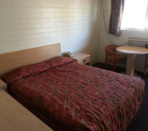 D M Motel