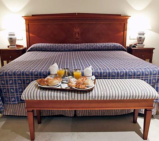 Hotel Rey Alfonso X