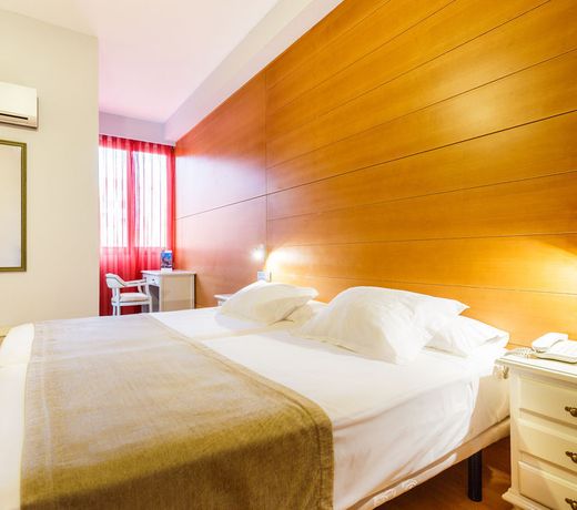 AACR Hotel Monteolivos