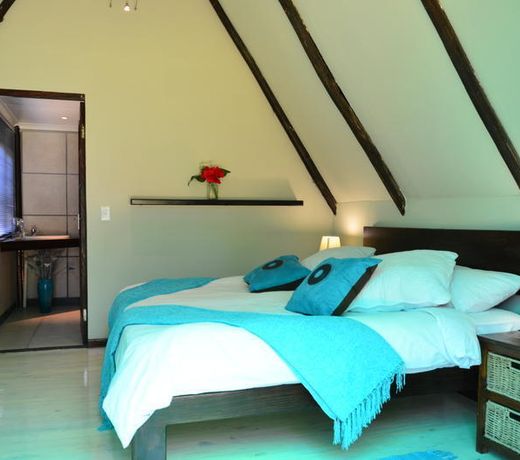 Tube 'n Axe Boutique Lodge Backpackers