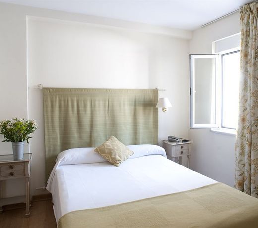 Hotel Alcántara