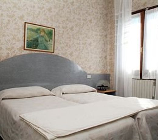 Alba residence
