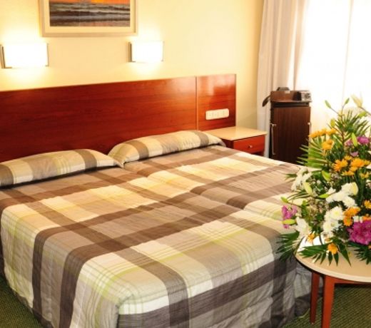 Hotel Macià Sevilla Kubb