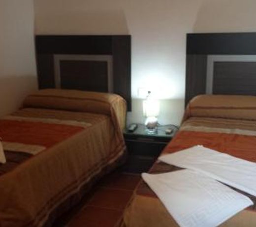 Pension Gran Plaza
