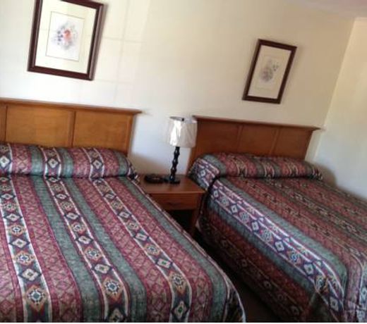 Hopewell Rocks Motel & Country Inn