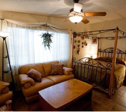 THE SONORAN RESPITE